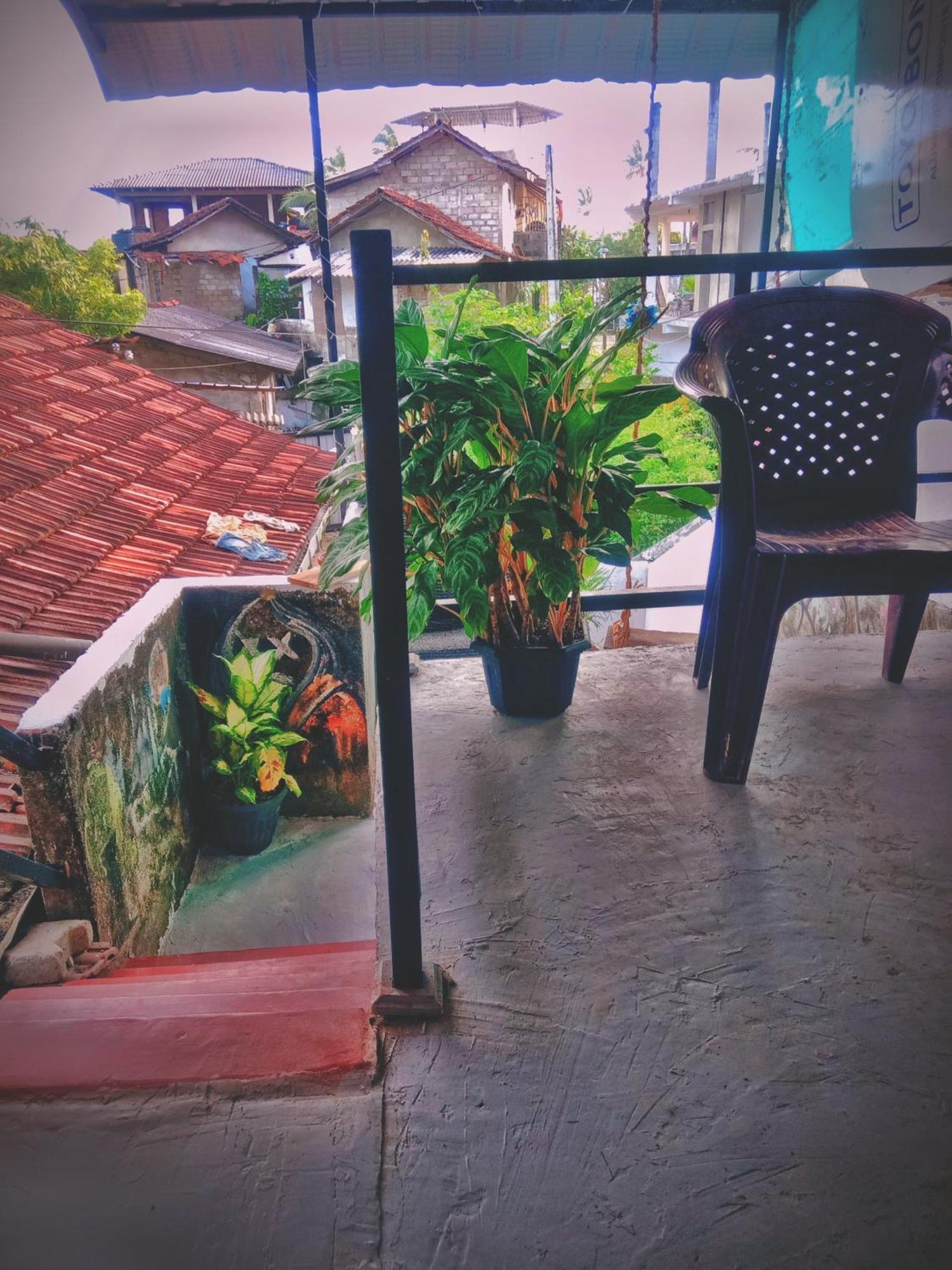 Sandaru Surffing Inn Weligama Luaran gambar